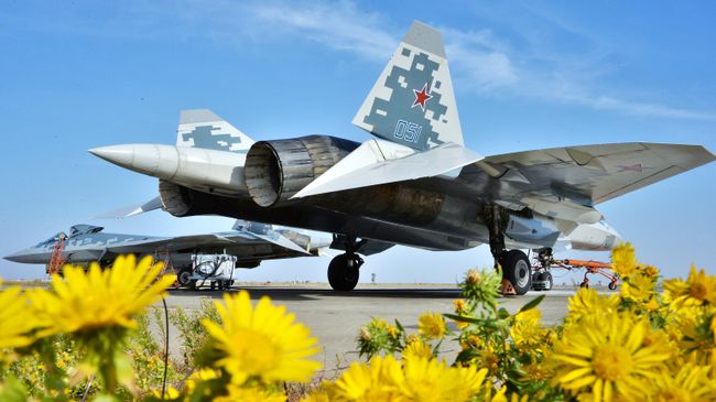Многофункциональный истребитель пятого поколения Су-57 Многофункциональный истребитель пятого поколения Су-57