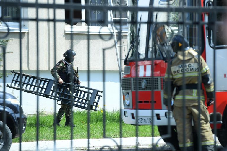 Стрельба у школы в Казани Стрельба у школы в Казани