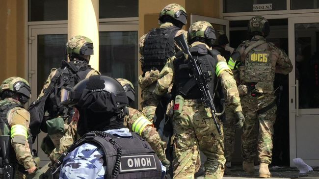 Сотрудники правоохранительных органов Сотрудники правоохранительных органов