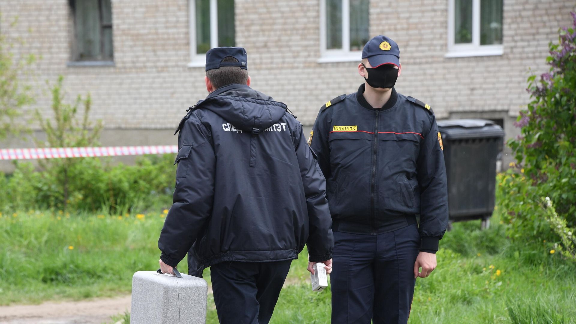 Сотрудники СК и МВД Республики Беларусь Сотрудники СК и МВД Республики Беларусь - РИА Новости, 1920, 30.05.2021
