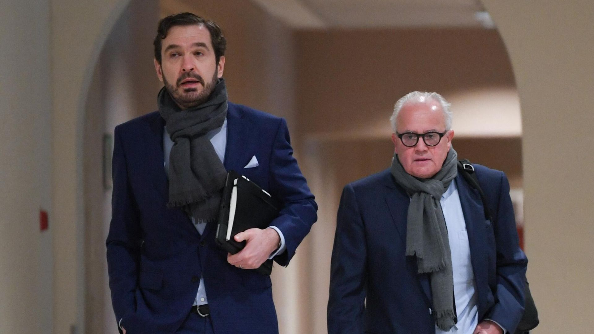 Fritz Keller (R), president of the German Football Association DFB, and Friedrich Curtius, DFB's Secretary General of the German Football Federation arrive for a general meeting of the German Football League (DFL) on March 16, 2020 in Frankfurt am Main. - The representatives of the 36 professional clubs are expected to discuss the future of the German first and second division Bundesliga football season due to the spread of the novel coronavirus. (Photo by Arne Dedert / POOL / AFP) Fritz Keller (R), president of the German Football Association DFB, and Friedrich Curtius, DFB's Secretary General of the German Football Federation arrive for a general meeting of the German Football League (DFL) on March 16, 2020 in Frankfurt am Main. - The representatives of the 36 professional clubs are expected to discuss the future of the German first and second division Bundesliga football season due to the spread of the novel coronavirus. (Photo by Arne Dedert / POOL / AFP) - РИА Новости, 1920, 19.05.2021