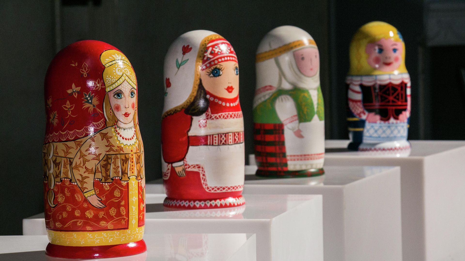 Выставка Миссия Матрешки во Всероссийском музее декоративного искусства - РИА Новости, 1920, 21.05.2021