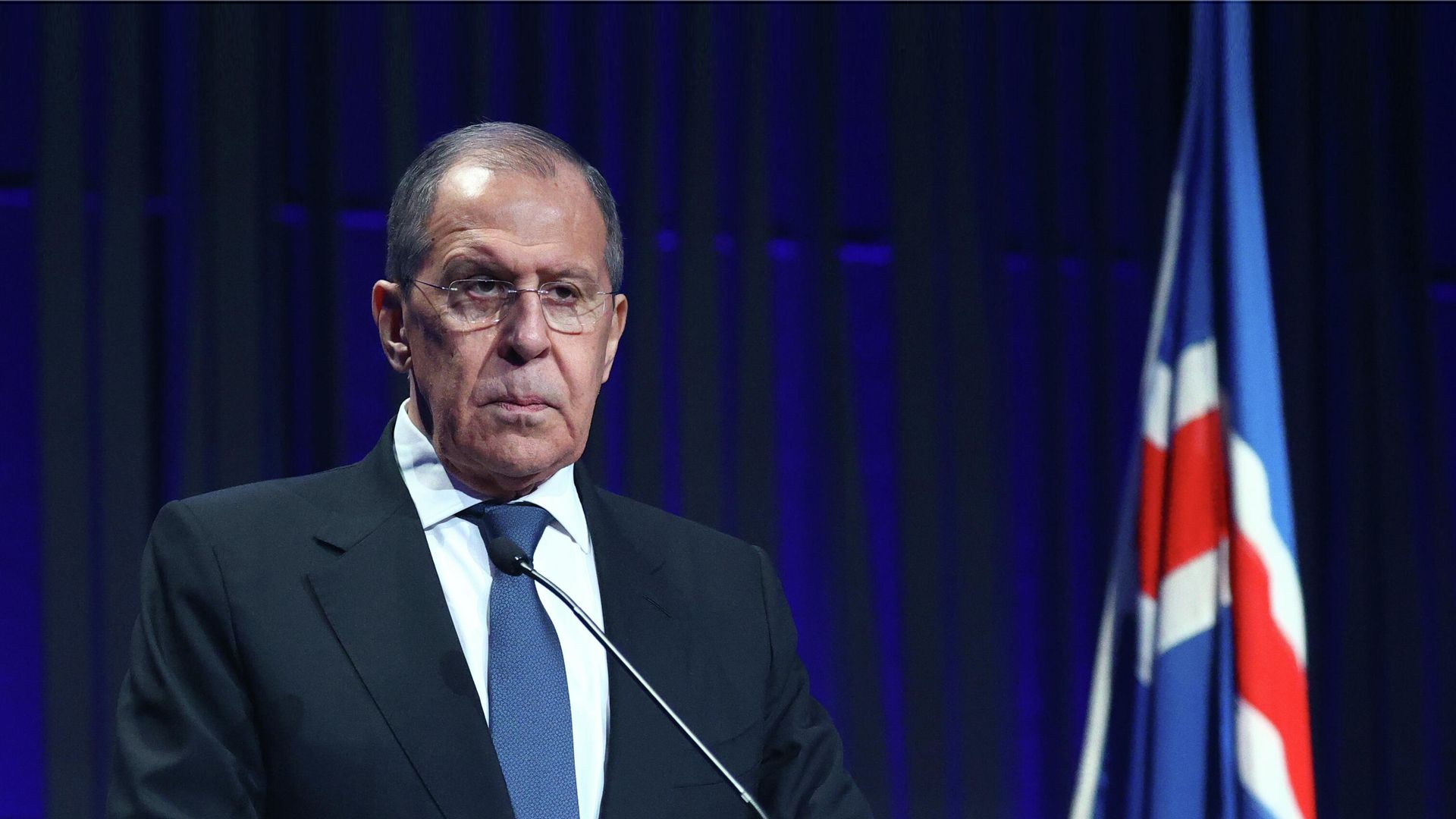 Министр иностранных дел РФ Сергей Лавров на пресс-конференции по итогам встречи с министром иностранных дел Исландии Гудлёйгуром Тором Тордарсоном  - РИА Новости, 1920, 28.05.2021