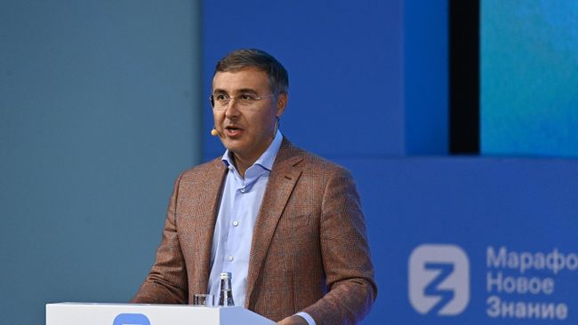 Министр науки и высшего образования РФ Валерий Фальков выступает с докладом на просветительском марафоне общества Новое Знание Министр науки и высшего образования РФ Валерий Фальков выступает с докладом на просветительском марафоне общества Новое Знание