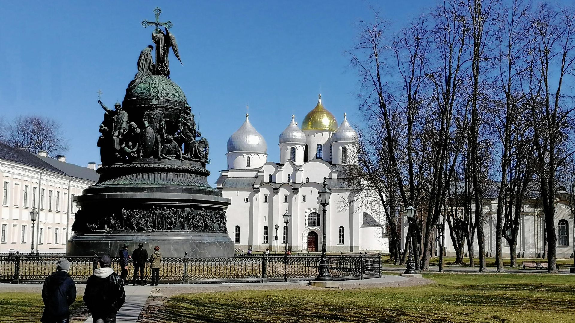 Великий Новгород. Памятник Тысячилетие России Великий Новгород. Памятник Тысячилетие России - РИА Новости, 1920, 18.09.2023