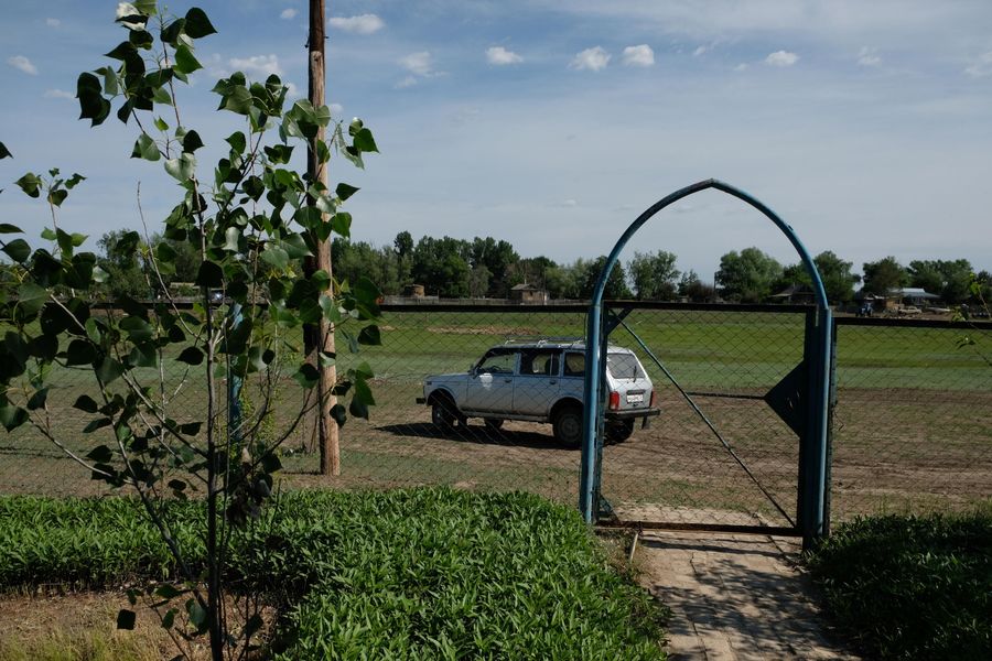 Самая ходовая машина в Садовом — «Нива». На другой в грязь не проедешь Самая ходовая машина в Садовом — «Нива». На другой в грязь не проедешь
