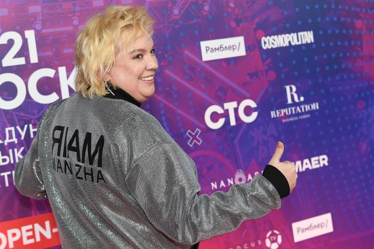 Журналист Алена Жигалова на pre-party международного музыкального фестиваля Жара в Москве Журналист Алена Жигалова на pre-party международного музыкального фестиваля Жара в Москве