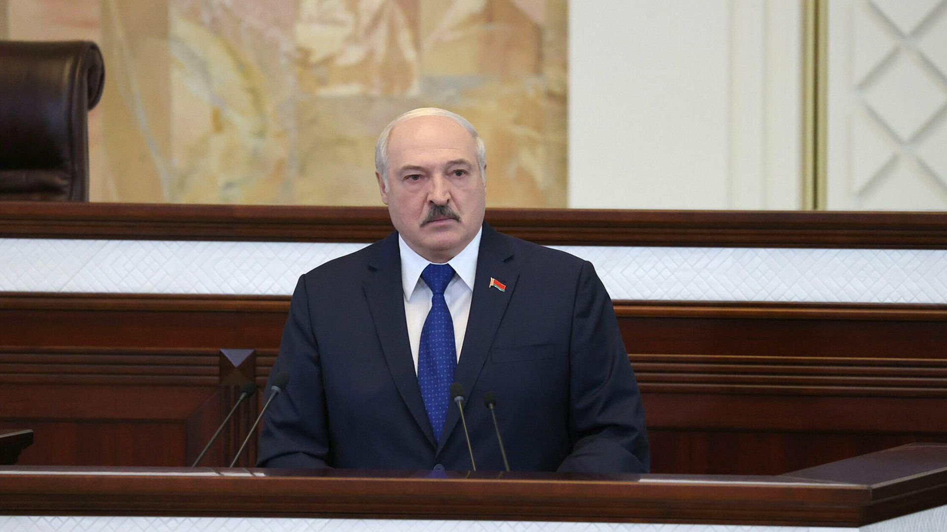 Президент Белоруссии Александр Лукашенко во время выступления в парламенте Президент Белоруссии Александр Лукашенко во время выступления в парламенте - РИА Новости, 1920, 02.07.2021