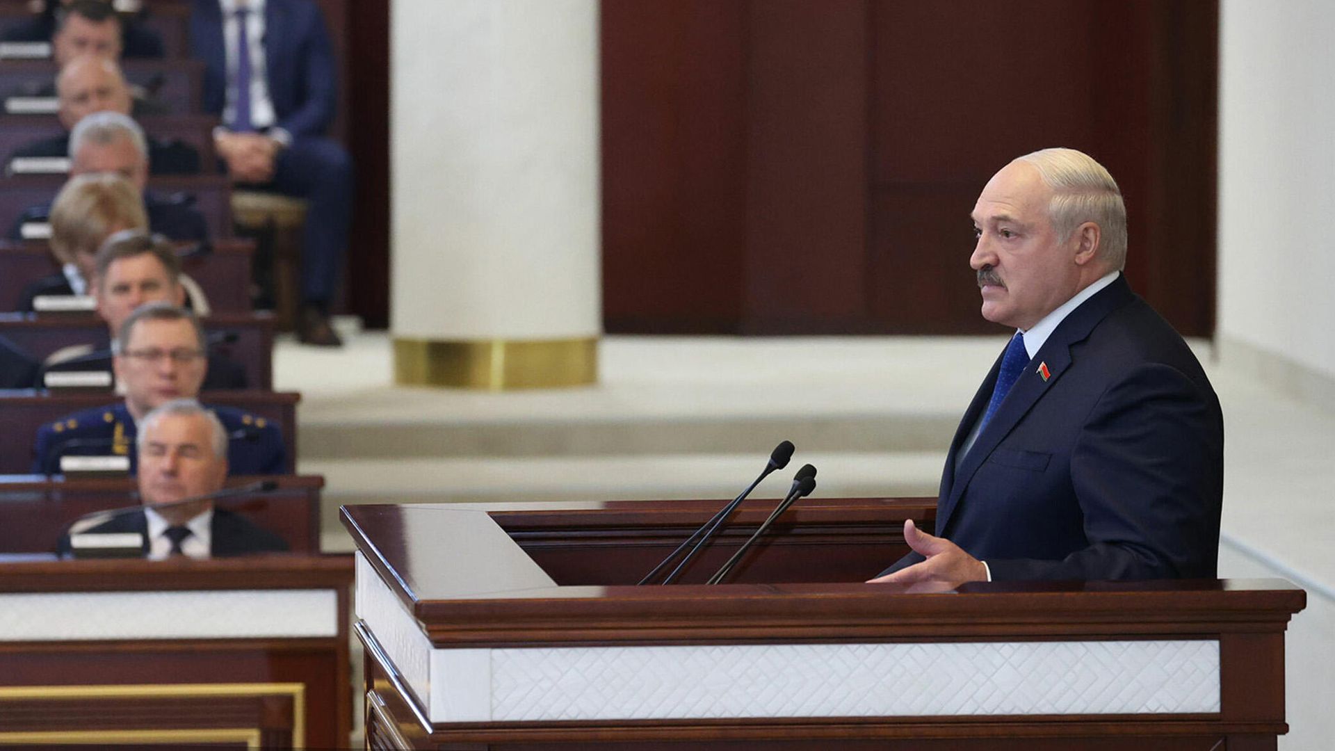 Президент Белоруссии Александр Лукашенко во время выступления в парламенте - РИА Новости, 1920, 26.05.2021