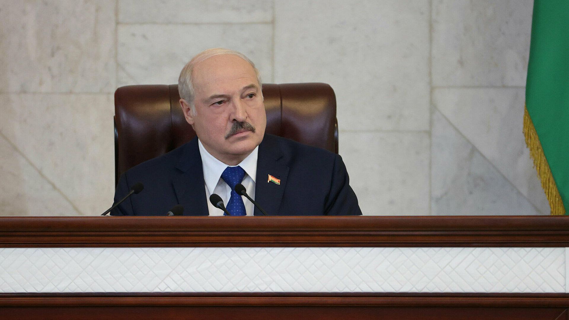 Президент Белоруссии Александр Лукашенко во время выступления в парламенте - РИА Новости, 1920, 26.05.2021