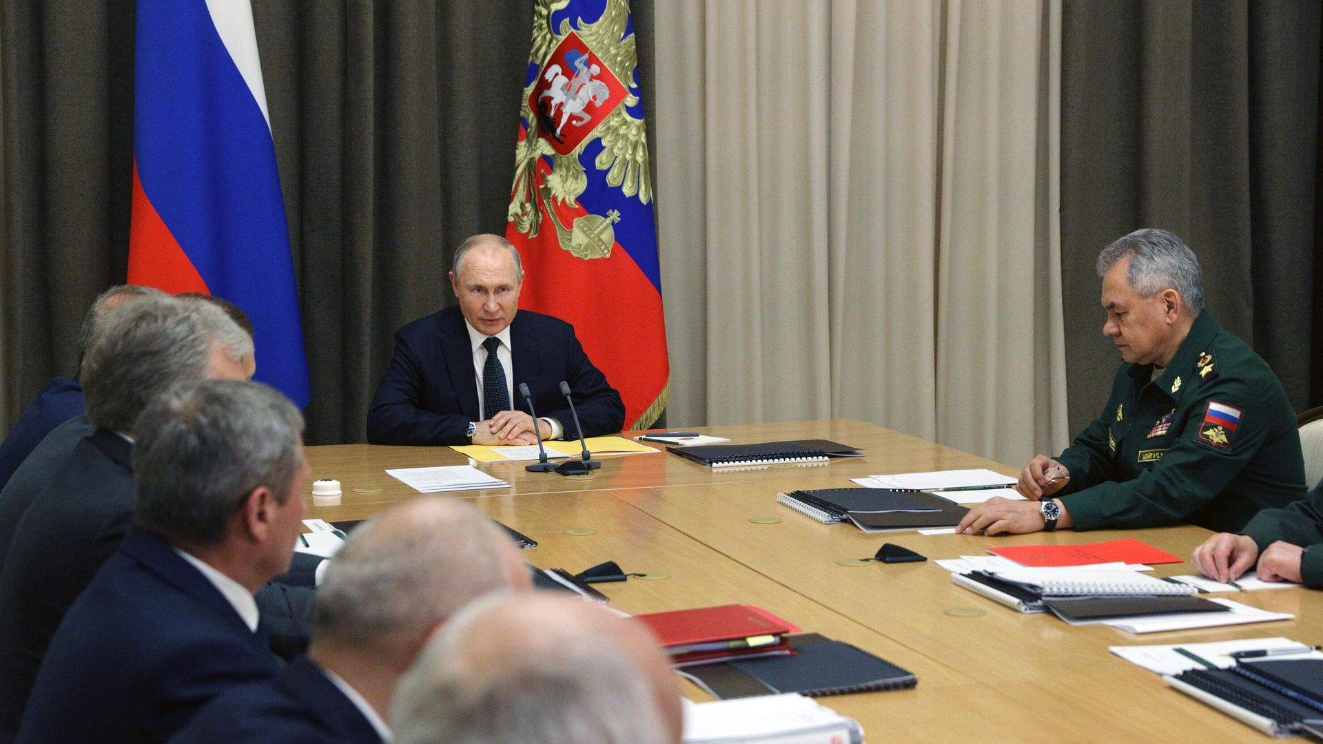 Владимир Путин проводит заключительное совещание из серии встреч по оборонной тематике с руководством министерства обороны РФ Владимир Путин проводит заключительное совещание из серии встреч по оборонной тематике с руководством министерства обороны РФ - РИА Новости, 1920, 27.05.2021