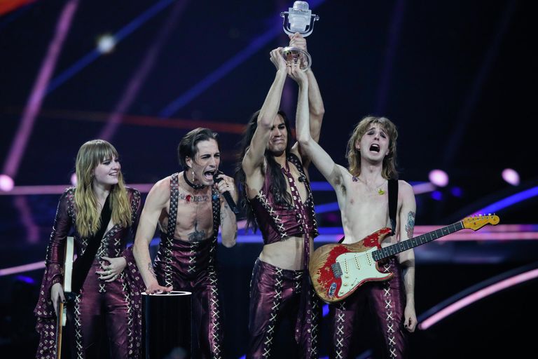 Итальянская группа Maneskin, победившая в конкурсе Евровидение-2021 в Роттердаме Итальянская группа Maneskin, победившая в конкурсе Евровидение-2021 в Роттердаме