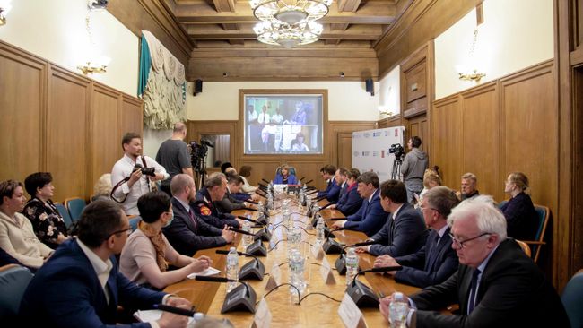 Презентация пилотного проекта Электронная библиотека казачества Презентация пилотного проекта Электронная библиотека казачества