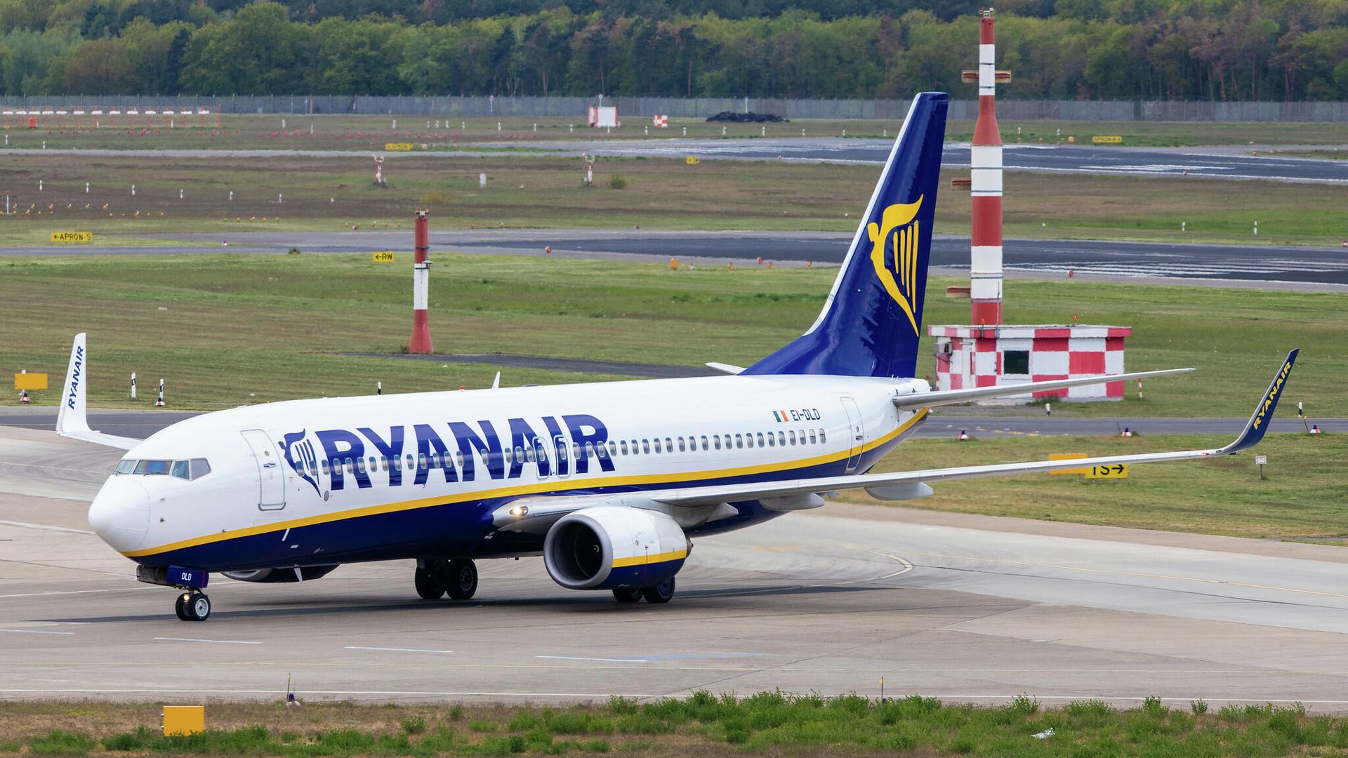 Самолет авиакомпании Ryanair Самолет авиакомпании Ryanair - РИА Новости, 1920, 08.08.2022