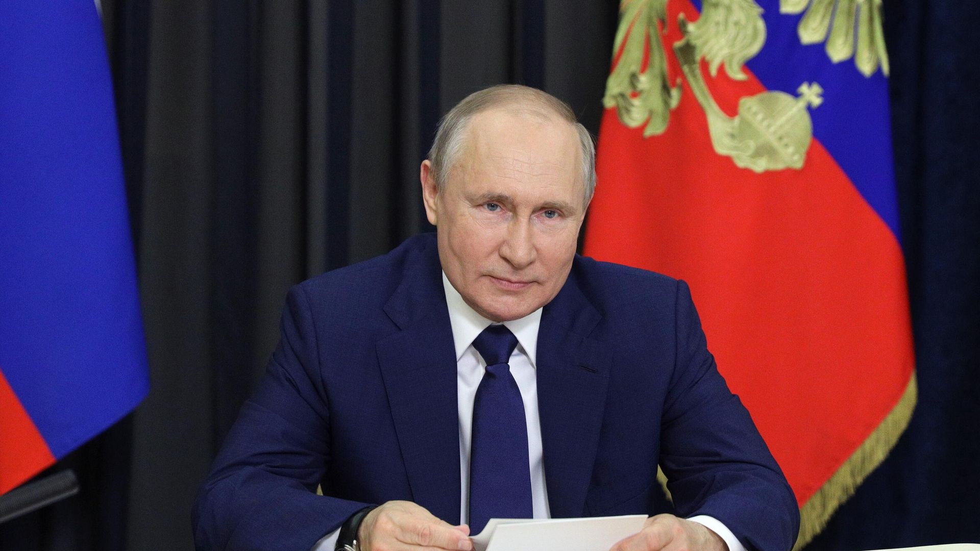 Президент РФ Владимир Путин во время встречи в режиме видеоконференции с семьями, награждёнными орденом Родительская слава - РИА Новости, 1920, 01.06.2021