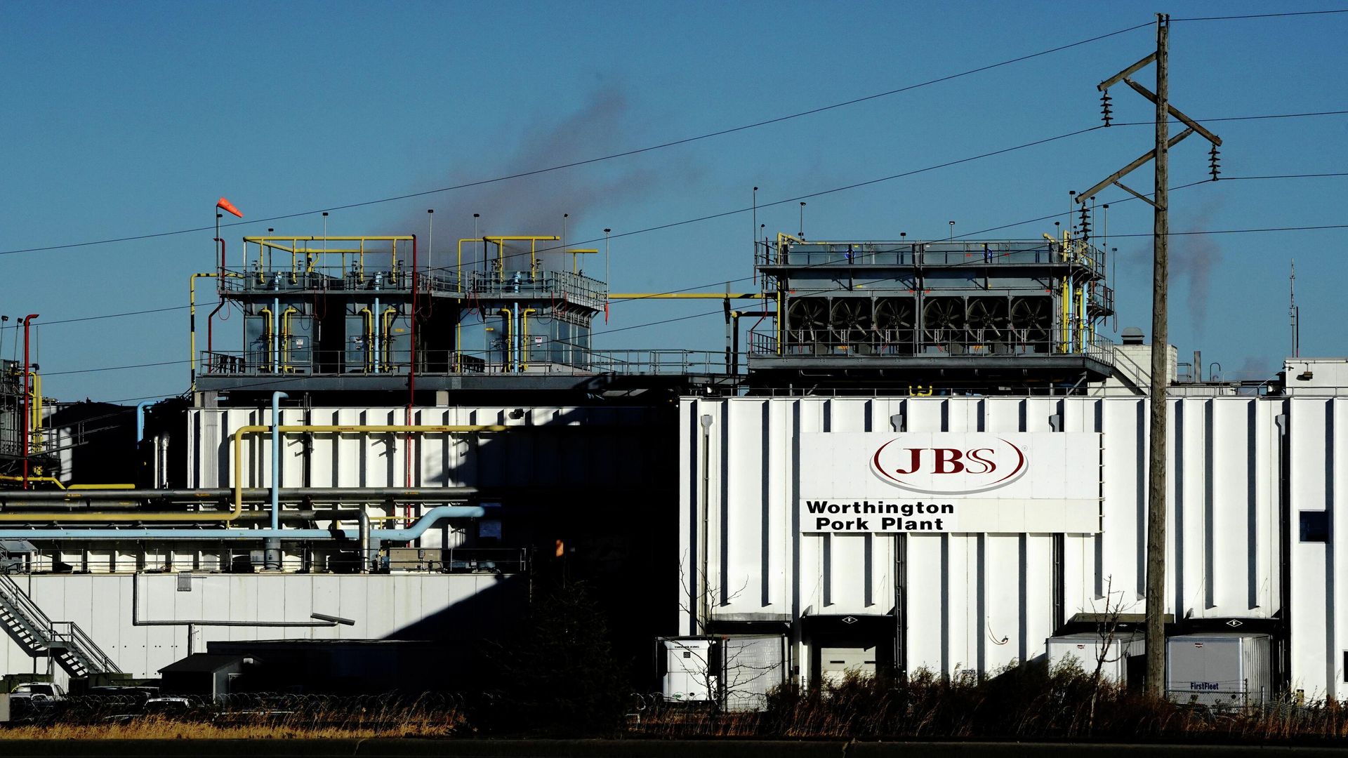 Завод компании JBS в в Миннесоте, США Завод компании JBS в в Миннесоте, США - РИА Новости, 1920, 02.06.2021
