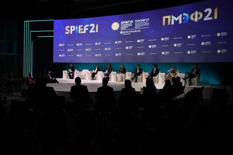 Участники панельной дискуссии Технологическое предпринимательство и коммерциализация интеллектуальной собственности в рамках Петербургского международного экономического форума - 2021 Участники панельной дискуссии Технологическое предпринимательство и коммерциализация интеллектуальной собственности в рамках Петербургского международного экономического форума - 2021