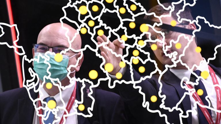 Участники Петербургского международного экономического форума - 2021 в конгрессно-выставочном центре Экспофорум Участники Петербургского международного экономического форума - 2021 в конгрессно-выставочном центре Экспофорум