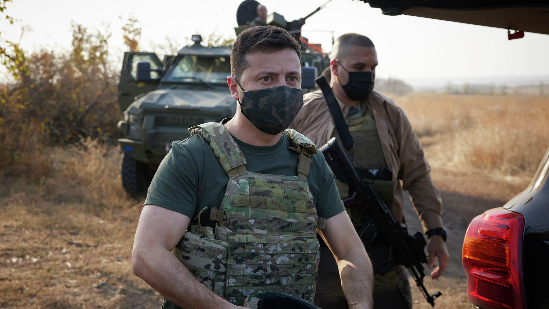 Президент Украины Владимир Зеленский во время визита в Донецкую область Президент Украины Владимир Зеленский во время визита в Донецкую область - РИА Новости, 1920, 03.06.2021