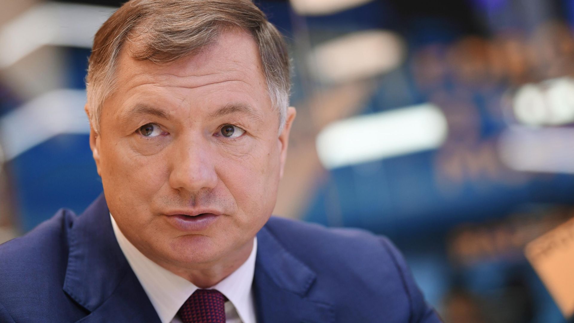 Заместитель председателя правительства РФ Марат Хуснуллин у стенда МИА Россия сегодня на Петербургском международном экономическом форуме - 2021 Заместитель председателя правительства РФ Марат Хуснуллин у стенда МИА Россия сегодня на Петербургском международном экономическом форуме - 2021 - РИА Новости, 1920, 04.02.2024