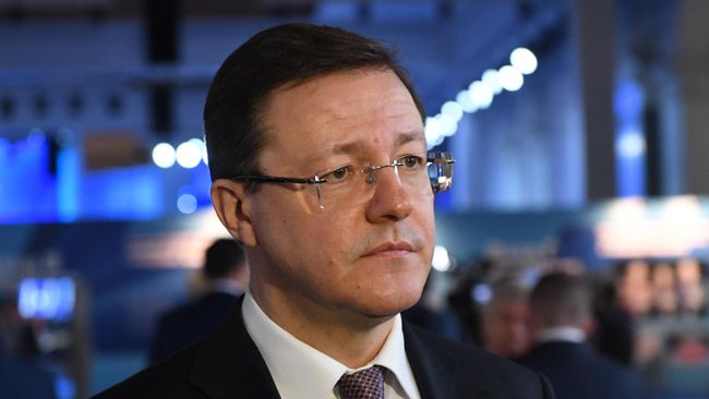Губернатор Самарской области Дмитрий Азаров Губернатор Самарской области Дмитрий Азаров