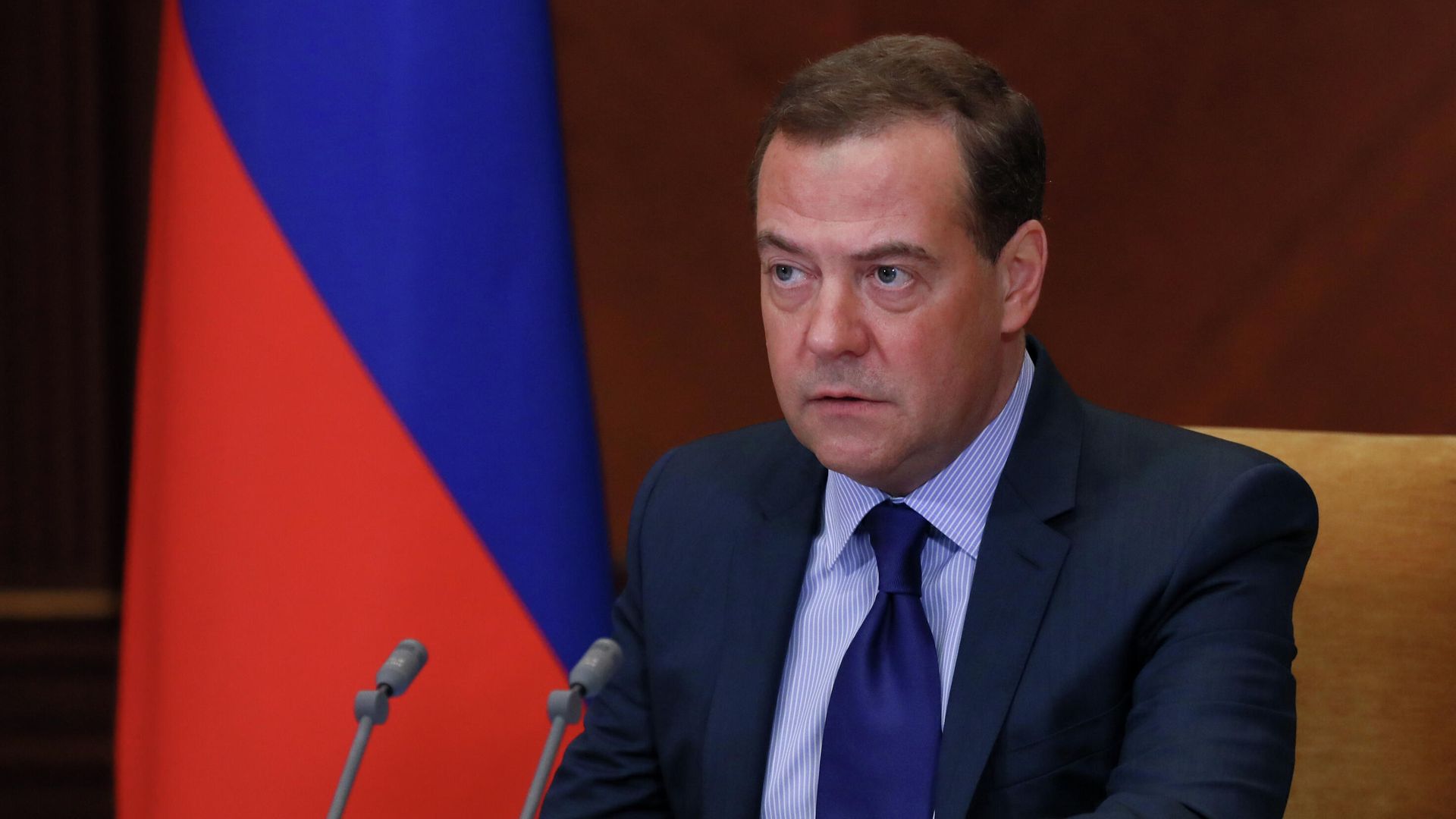 Дмитрий Медведев проводит совещание по вопросу о защите национальных интересов в сфере разработки искусственного интеллекта Дмитрий Медведев проводит совещание по вопросу о защите национальных интересов в сфере разработки искусственного интеллекта - РИА Новости, 1920, 22.06.2021