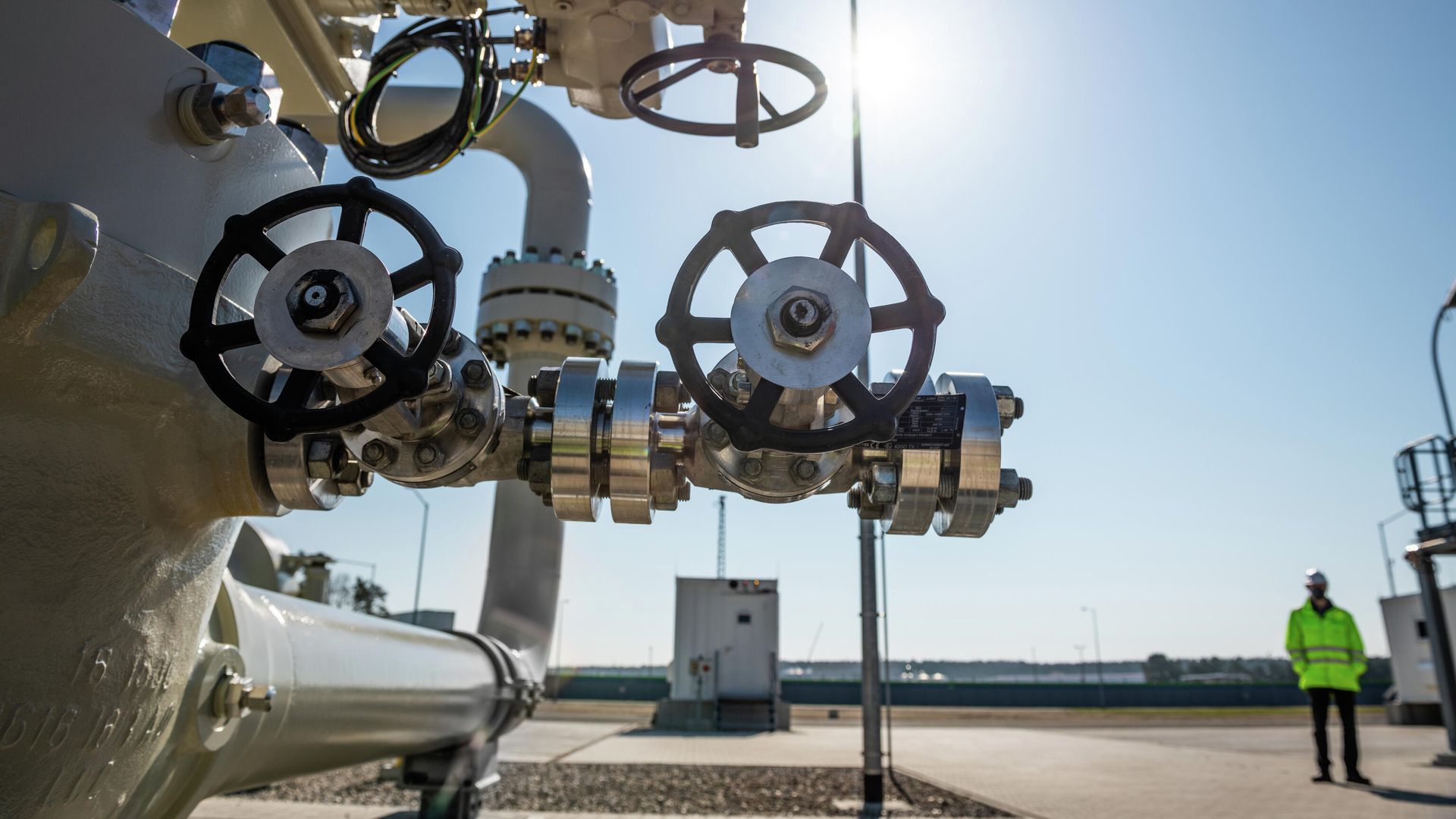 Береговые объекты на территории газораспределительного центра магистрального газопровода Северный поток — 2 в Германии - РИА Новости, 1920, 18.11.2021