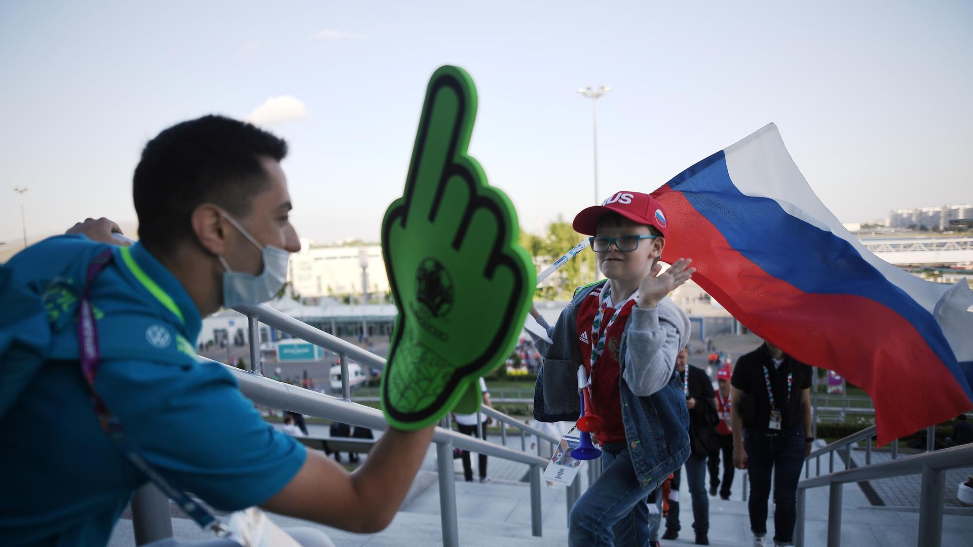 Футбол. ЧЕ-2020. Болельщики перед матчем сборной России Футбол. ЧЕ-2020. Болельщики перед матчем сборной России - РИА Новости, 1920, 13.06.2021