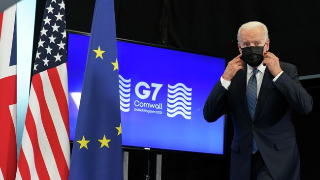 Президент США Джо Байден во время пресс-конференции по итогу саммита G7 в аэропорту Корнуолл в Великобритании