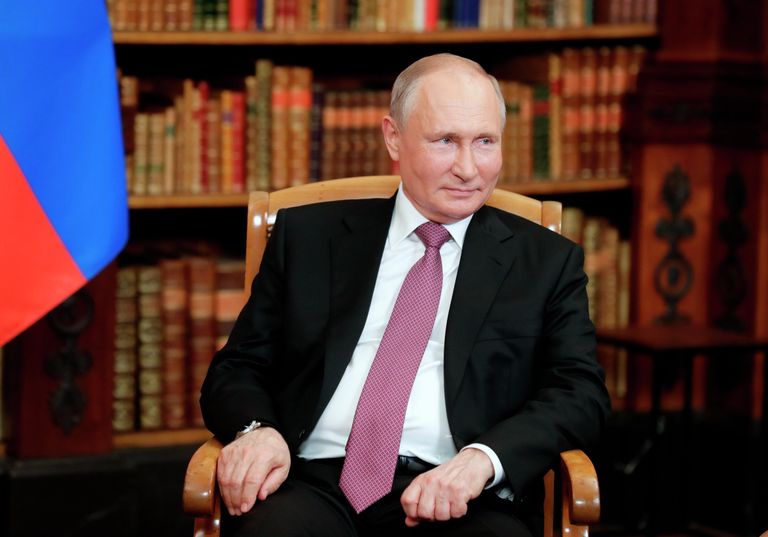 Президент РФ Владимир Путин во время встречи с президентом США Джо Байденом в Женеве на вилле Ла Гранж Президент РФ Владимир Путин во время встречи с президентом США Джо Байденом в Женеве на вилле Ла Гранж