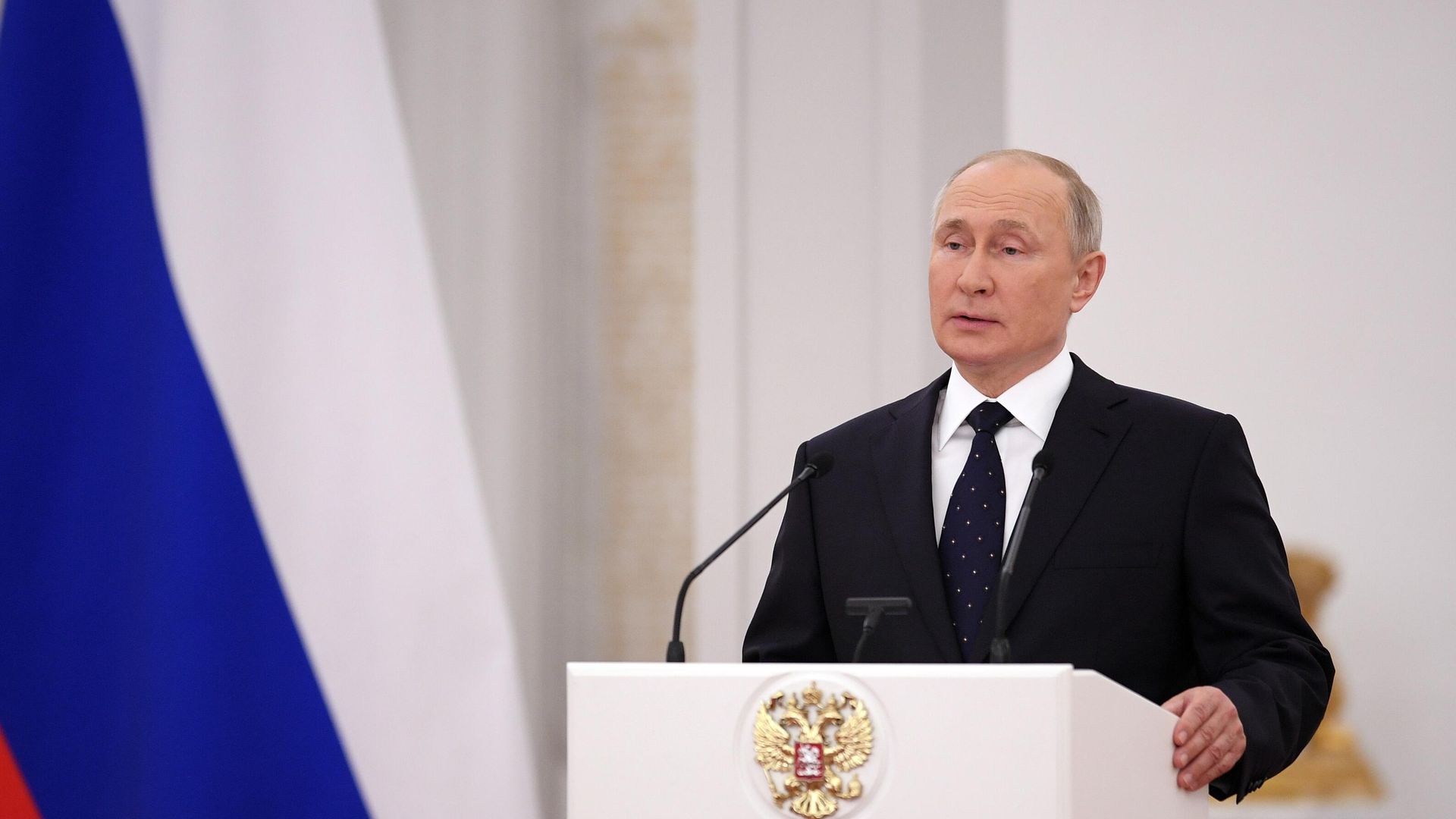 Президент РФ Владимир Путин во время встречи с депутатами Государственной Думы РФ седьмого созыва Президент РФ Владимир Путин во время встречи с депутатами Государственной Думы РФ седьмого созыва - РИА Новости, 1920, 23.06.2021