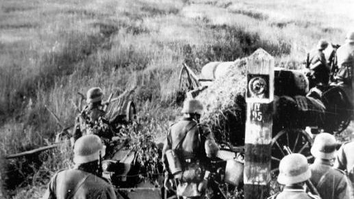 Войска вермахта пересекают границу СССР Войска вермахта пересекают границу СССР - РИА Новости, 1920, 21.06.2024