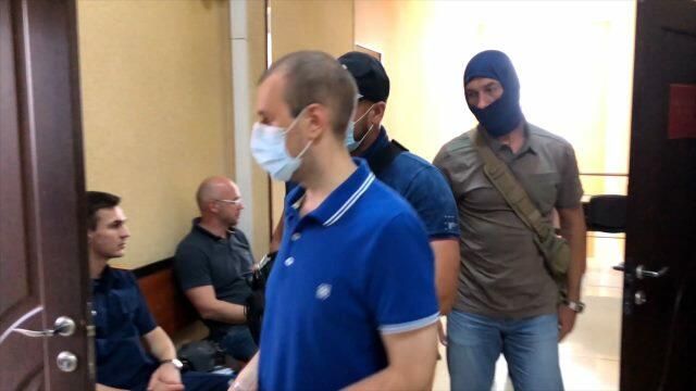 Кадры задержания симферопольца, подозреваемого в сборе сведений для Украины Кадры задержания симферопольца, подозреваемого в сборе сведений для Украины - РИА Новости, 1920, 24.06.2021