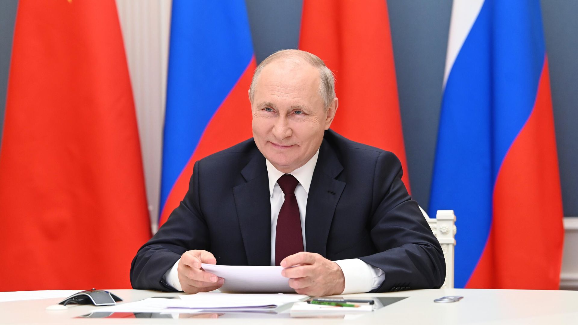 Президент России Владимир Путин провел беседу с председателем КНР Си Цзиньпином Президент России Владимир Путин провел беседу с председателем КНР Си Цзиньпином - РИА Новости, 1920, 28.06.2021
