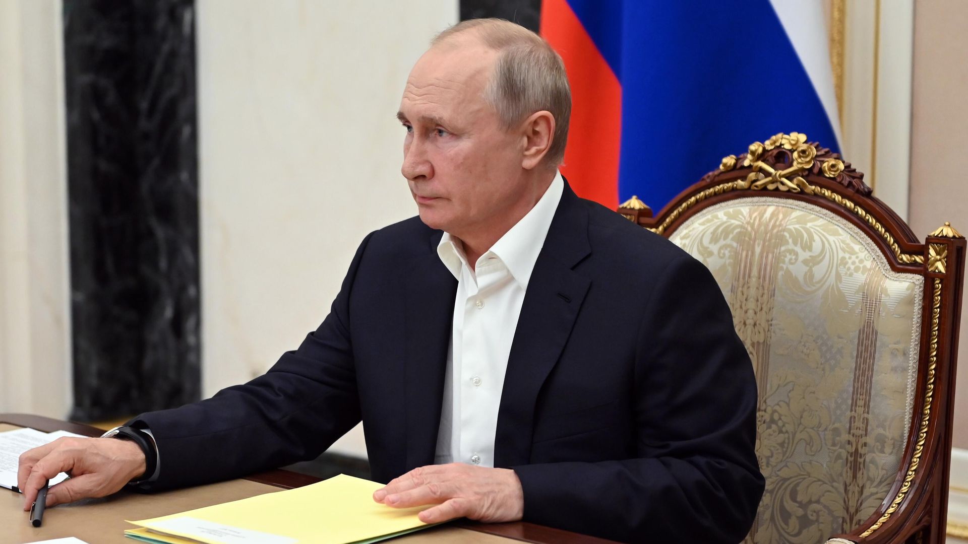 Президент РФ Владимир Путин проводит совещание по подготовке специальной программы Прямая линия с Владимиром Путиным, которая состоится 30 июня Президент РФ Владимир Путин проводит совещание по подготовке специальной программы Прямая линия с Владимиром Путиным, которая состоится 30 июня - РИА Новости, 1920, 29.06.2021