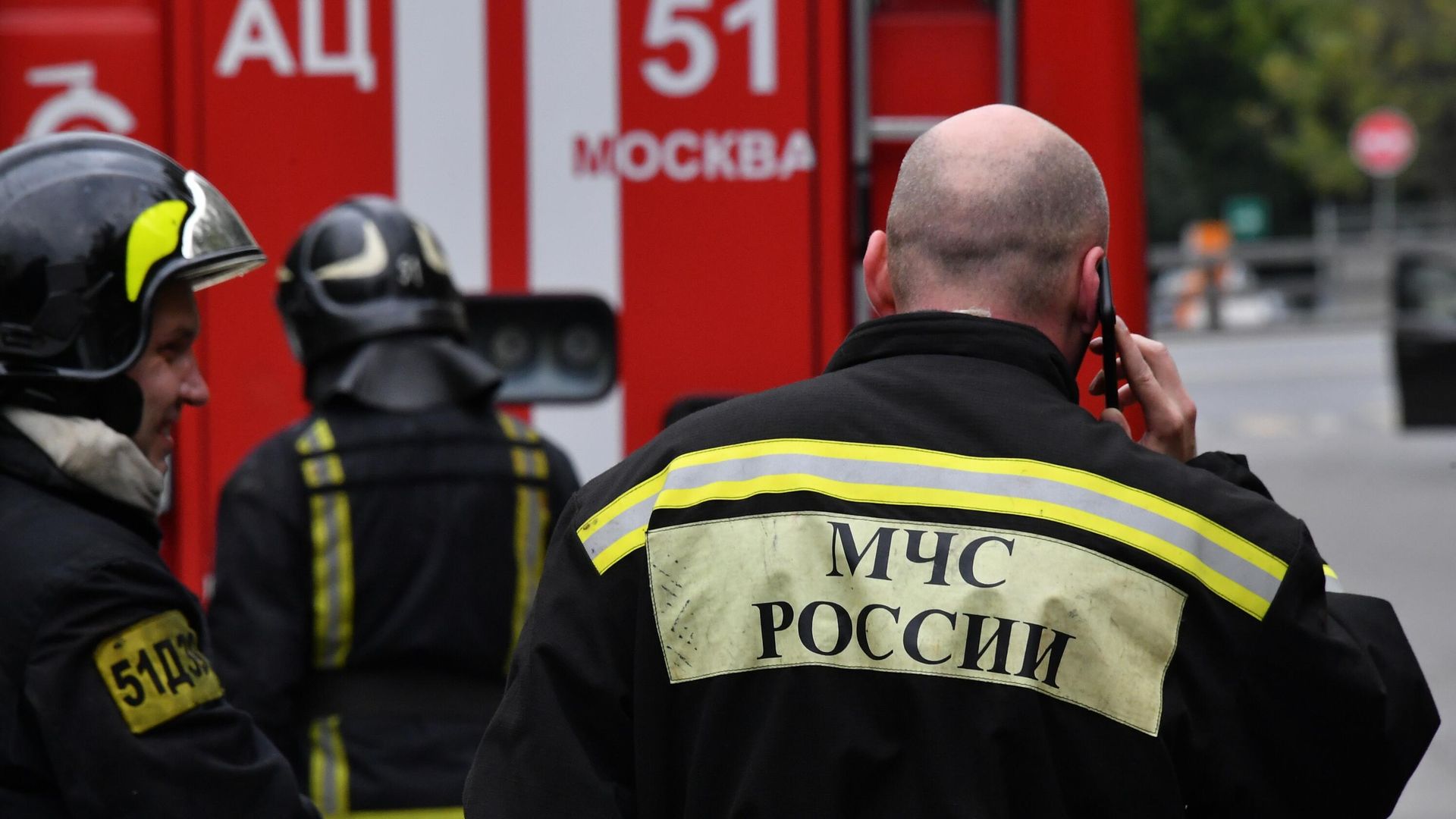 Сотрудники противопожарной службы МЧС Сотрудники противопожарной службы МЧС - РИА Новости, 1920, 27.08.2021