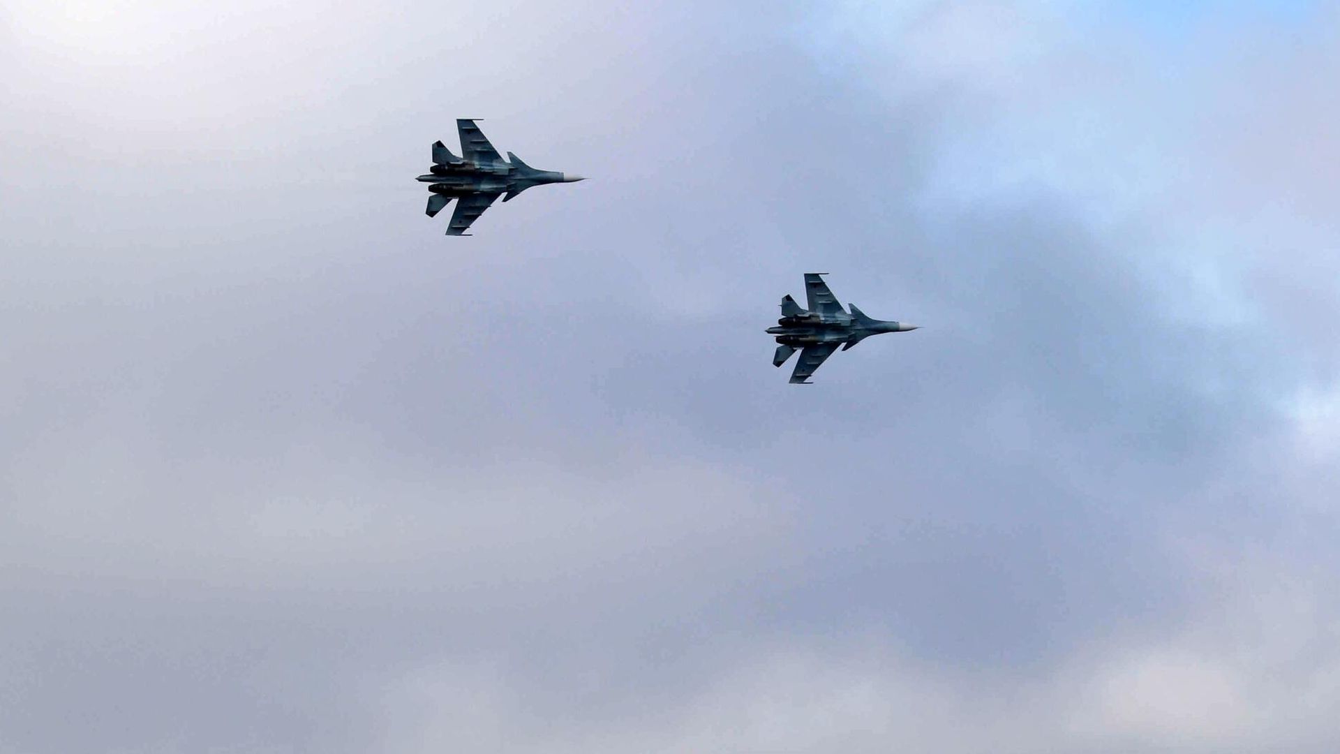 Многоцелевые истребители Су-30СМ во время совместных учений в Черном море Многоцелевые истребители Су-30СМ во время совместных учений в Черном море - РИА Новости, 1920, 26.09.2021