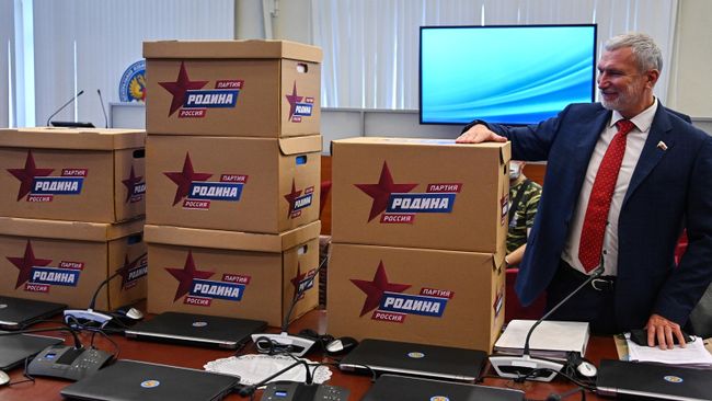 Подача документов партией Родина для регистрации кандидатов в депутаты Госдумы
