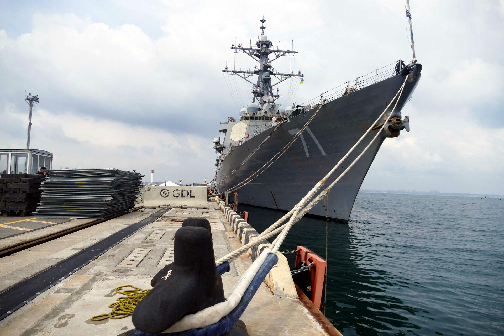 Эсминец ВМС США Росс у причала в Одессе Эсминец ВМС США Росс у причала в Одессе - РИА Новости, 1920, 06.07.2021