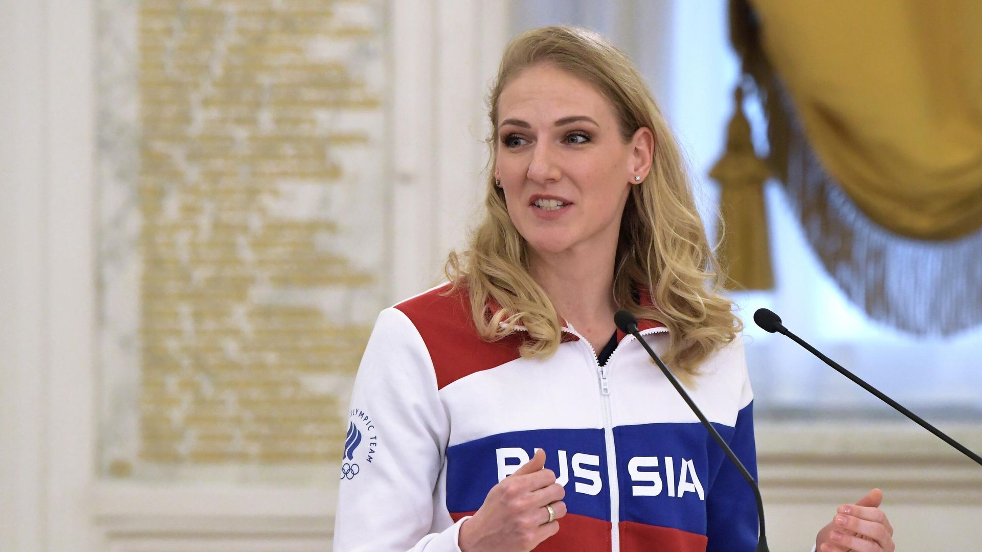 Президент РФ Владимир Путин встретился c членами олимпийской сборной России Президент РФ Владимир Путин встретился c членами олимпийской сборной России - РИА Новости, 1920, 06.07.2021