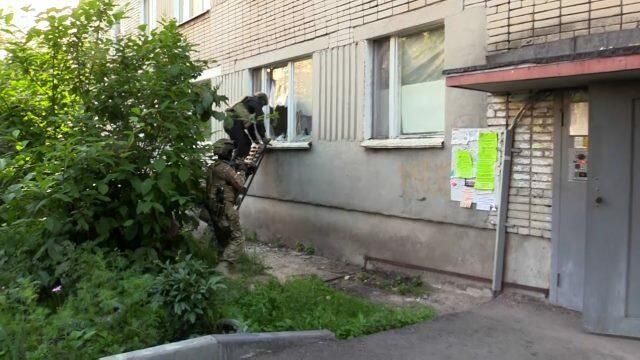 Спецоперация по задержанию исламистов. Кадры ФСБ Спецоперация по задержанию исламистов. Кадры ФСБ - РИА Новости, 1920, 07.07.2021