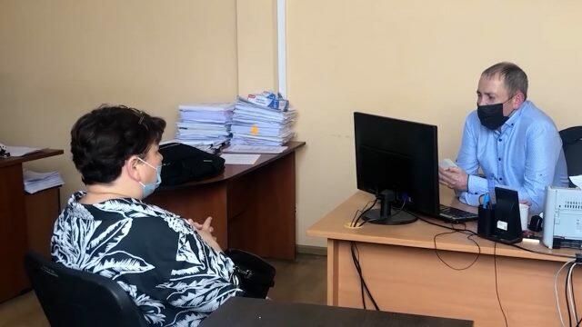 Допрос сотрудницы поликлиники, продававшей сертификаты о вакцинации в Калининграде Допрос сотрудницы поликлиники, продававшей сертификаты о вакцинации в Калининграде - РИА Новости, 1920, 07.07.2021