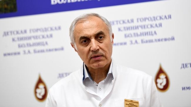 Главный врач Детской городской клинической больницы имени З. А. Башляевой Исмаил Османов