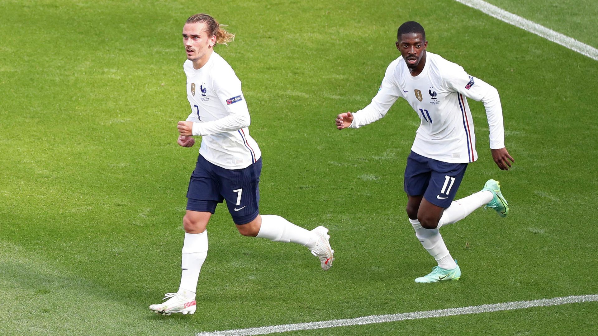 Soccer Football - Euro 2020 - Group F - Hungary v France - Puskas Arena, Budapest, Hungary - June 19, 2021 France's Antoine Griezmann celebrates scoring their first goal with Ousmane Dembele Pool via REUTERS/Laszlo Balogh Soccer Football - Euro 2020 - Group F - Hungary v France - Puskas Arena, Budapest, Hungary - June 19, 2021 France's Antoine Griezmann celebrates scoring their first goal with Ousmane Dembele Pool via REUTERS/Laszlo Balogh - РИА Новости, 1920, 07.07.2021