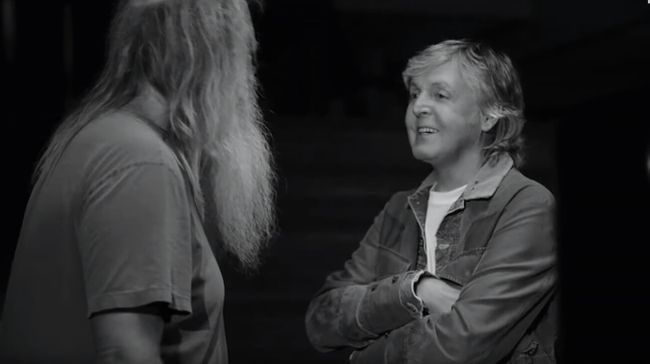 Кадр из трейлера фильма McCartney 3,2,1