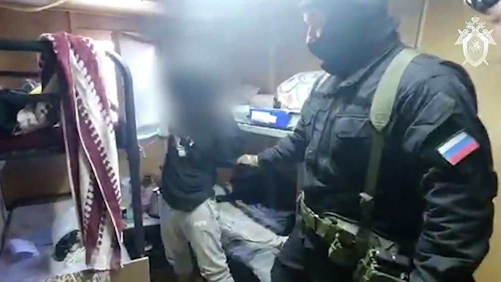 Операция по задержанию в Подмосковье боевика ИГ*. Кадр видео Операция по задержанию в Подмосковье боевика ИГ*. Кадр видео - РИА Новости, 1920, 09.07.2021