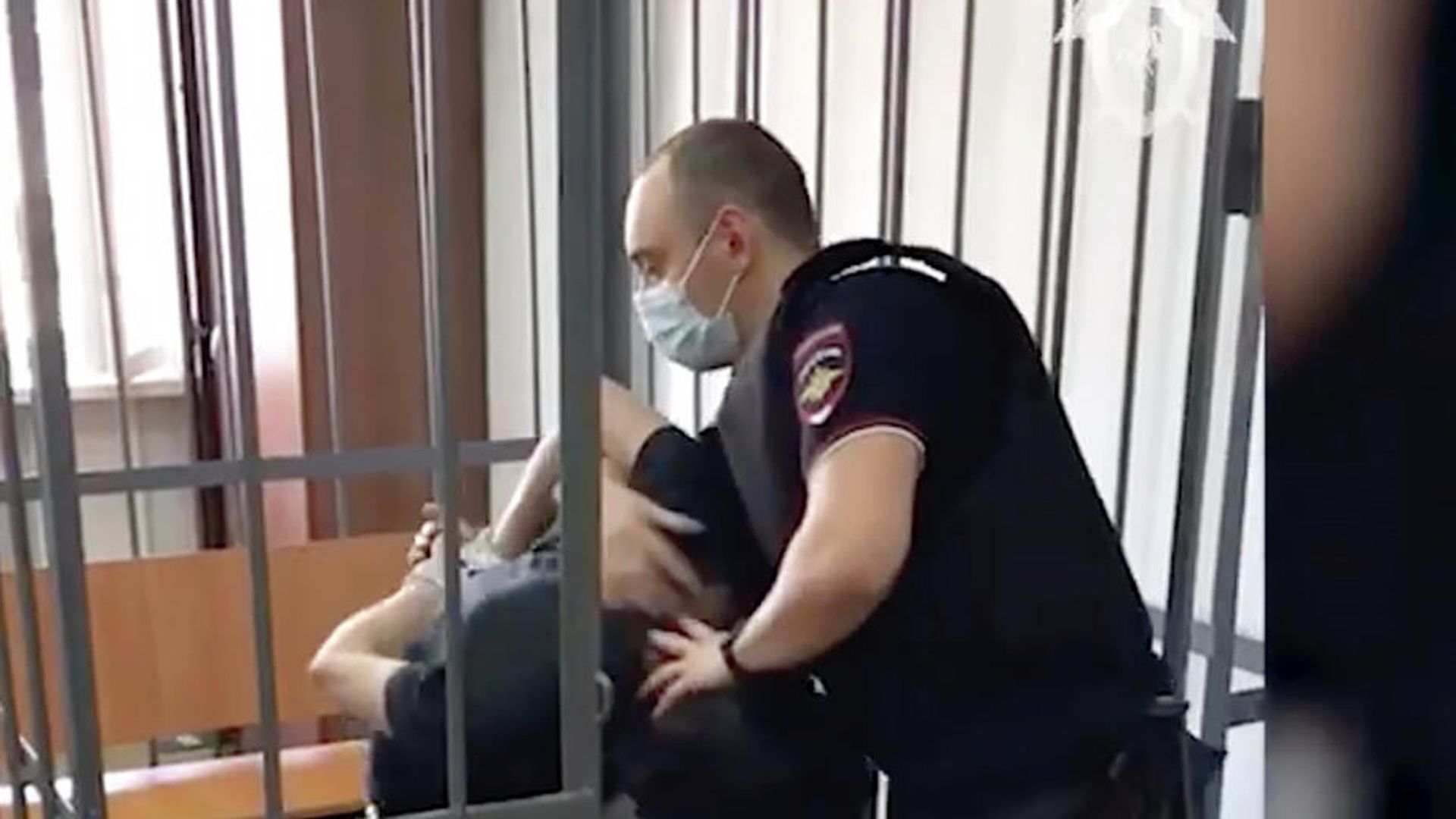 Операция по задержанию в Подмосковье боевика ИГ*. Кадр видео Операция по задержанию в Подмосковье боевика ИГ*. Кадр видео - РИА Новости, 1920, 09.07.2021