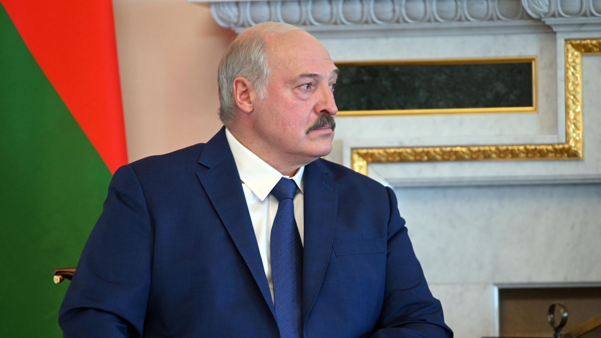 Президент Белоруссии Александр Лукашенко во время встречи с президентом РФ Владимиром Путиным Президент Белоруссии Александр Лукашенко во время встречи с президентом РФ Владимиром Путиным - РИА Новости, 1920, 09.08.2021