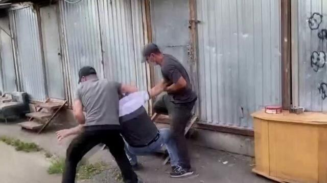 Задержание подозреваемого в подготовке теракта в Москве. Кадры ФСБ Задержание подозреваемого в подготовке теракта в Москве. Кадры ФСБ - РИА Новости, 1920, 15.07.2021