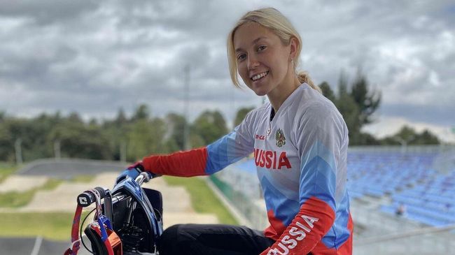 Гонщик BMX Наталья Суворова (Россия)